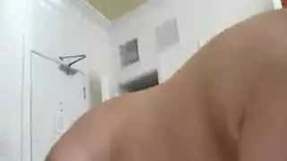 حبيبة ناضجة تتوق لجنس وجه خشن وقذف