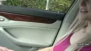ليموزين الحلق مارس الجنس هواة الثلاثي