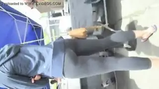 ادخل المال، اخرج القضيب