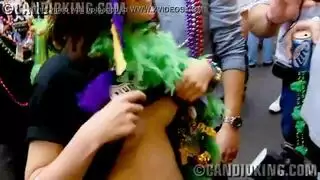 جوك باهت مثقوب الهرة