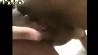 خيال دراجة إباحي يُطلق العنان لسكس صريح