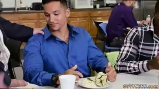مسنات ٩٠ عام اجنبي