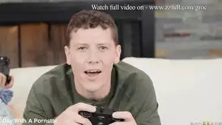 الدوس لعبة ضخمة بري