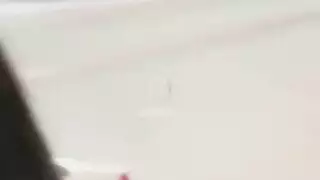 كس الآسيوية مارس الجنس من قبل مروحة مع الحجرة