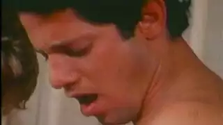 عاهرات سودانيات يبلعن السائل المنوي في جلسة بكاكي