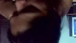 نيك وجه دانا وابتلاع المني: مص إباحي