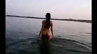 سميّة خشاب تتعرض لضربة جنسية قاسية