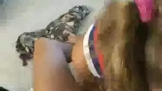 أخذ قضيب كبير بعمق في مؤخرتي