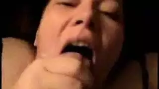 حرارة الأقارب: مشهد شرجي صريح غير مقطع