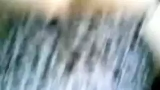 وجه مخفي، كس مكشوف: جلسة سكس في الشقة