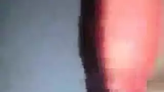 شقراء فرو المتشددين