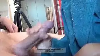 تتمسك من بزازها غصب