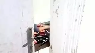 فتى ساذج يستسلم لجلسة تانترا باختراق مزدوج