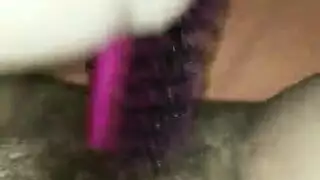 السيد يضاجع الهواة مرتديات الوشاح في شرج مزدوج