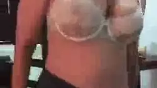 جمال عربي يمارس الجنس الشرجي والجنس الفموي
