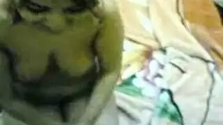 الأصل: شرموطة تمص الزب وتهيجه وطربوشه هينفجر