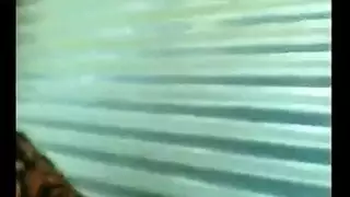 فتاة عربية ساخنة تمارس الجنس على الكاميرا للمشاهدين