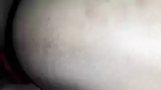جماع كلابي مع اختراق عميق في فرجها المتقطر