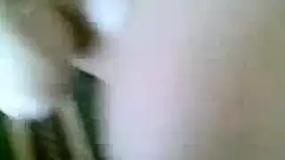 كس أم أردنية محلوق في الشبق يحتاج لجلسة بورنو خشنة