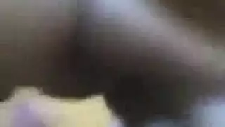 ربة منزل متلهفة: جمال تونسي يعطي مصة ثم ركوب للقذف