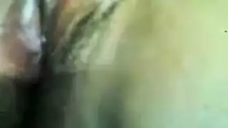 عربية مؤخرة كبيرة تهتز أثناء النيك، مصارية تلعق كسها أولاً