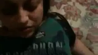 شاب عربي وامرأة ناضجة مغرية في جلسة جماع شغوفة بوضعية الكلب