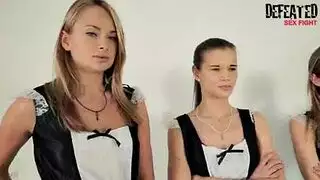حوريات شقراوات في جنس سحاقي جماعي صريح إكس إكس إكس