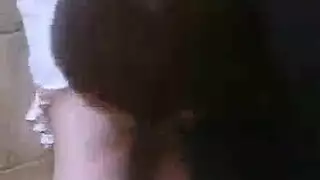 مشهد حميم لنجمة البورن منة شلبي: خدمة شفاه وكلام جنسي صريح