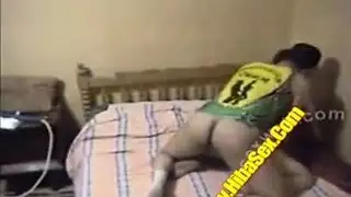 ​مراهقة سورية حارة تركب قضيبًا فعل إكس إكس إكس عربي جامح
