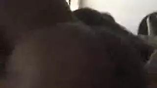 فتاة الفناء الخلفي تأخذ قضيبًا قويًا جنس مراهقات صريح