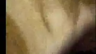 مراهق جميل ، علي حسن يمارس الجنس مع رجلين من السود ويستمتع بكل ثانية