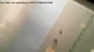 سودانيات حارقات مدخنات في فعل سحاقي صريح