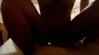 مراسلة مثيرة تتحول إلى برية: فيديو نيك كامل
