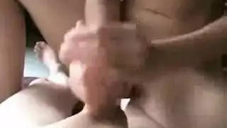 ممارس جنس قصير يهيج بشكل جامح