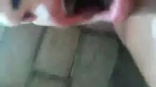 مي عز الدين جنس عنيف: جنس فموي عنيف وإيلاج مزدوج بالفم والفرج