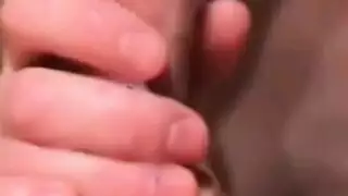 ثنائي جنسي إكس إكس إكس بين الأعراق: جميلات البشرة الداكنة وفحول شقر
