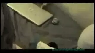 مشهد ثلاثي إباحي صريح مع مراهقين