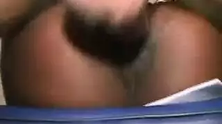 سكس أخ واخته ينيكها وهي تصرخ بقوة