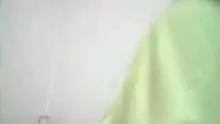 الممثلة الإباحية الطامحة تأخذ جولة عنيفة