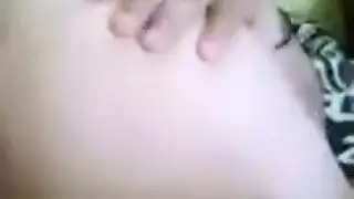 سكس نيك مرات صحبهم في البيته نيك جامد