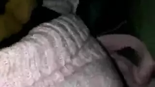 ربة منزل متلهفة في حركة بورن عنيف بثلاثة أفراد واختراق مزدوج