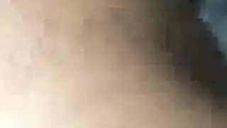 ممارسة جنسية شديدة تجعل هذه اللاتينية تفرز سوائل وتصرخ في فيلم إباحي قاسٍ