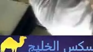 سلطة طبية تسيطر في جلسة جماعية مثيرة