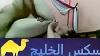 فتاة مليئة الجسم تُدمر بواسطة رجل ذو قضيب ضخم