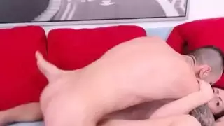 لقد مارس الجنس مع صديقتي على الإنترنت لتجعلك تتوق