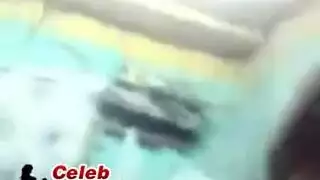 ينيكها بعمق على السطح إباحية رومانسية