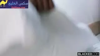 جلسة تدليك تقلب لمتعه