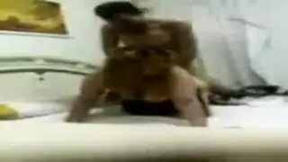 مزة تتناك وتتوجع