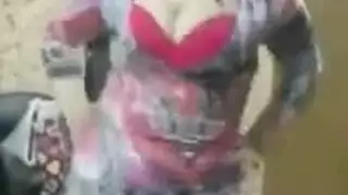 رقصة شرقية مثيرة تتحول إلى جلسة سكس عنيف
