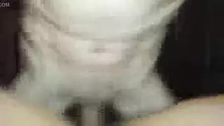 تصرخ من حلاوه النيك
